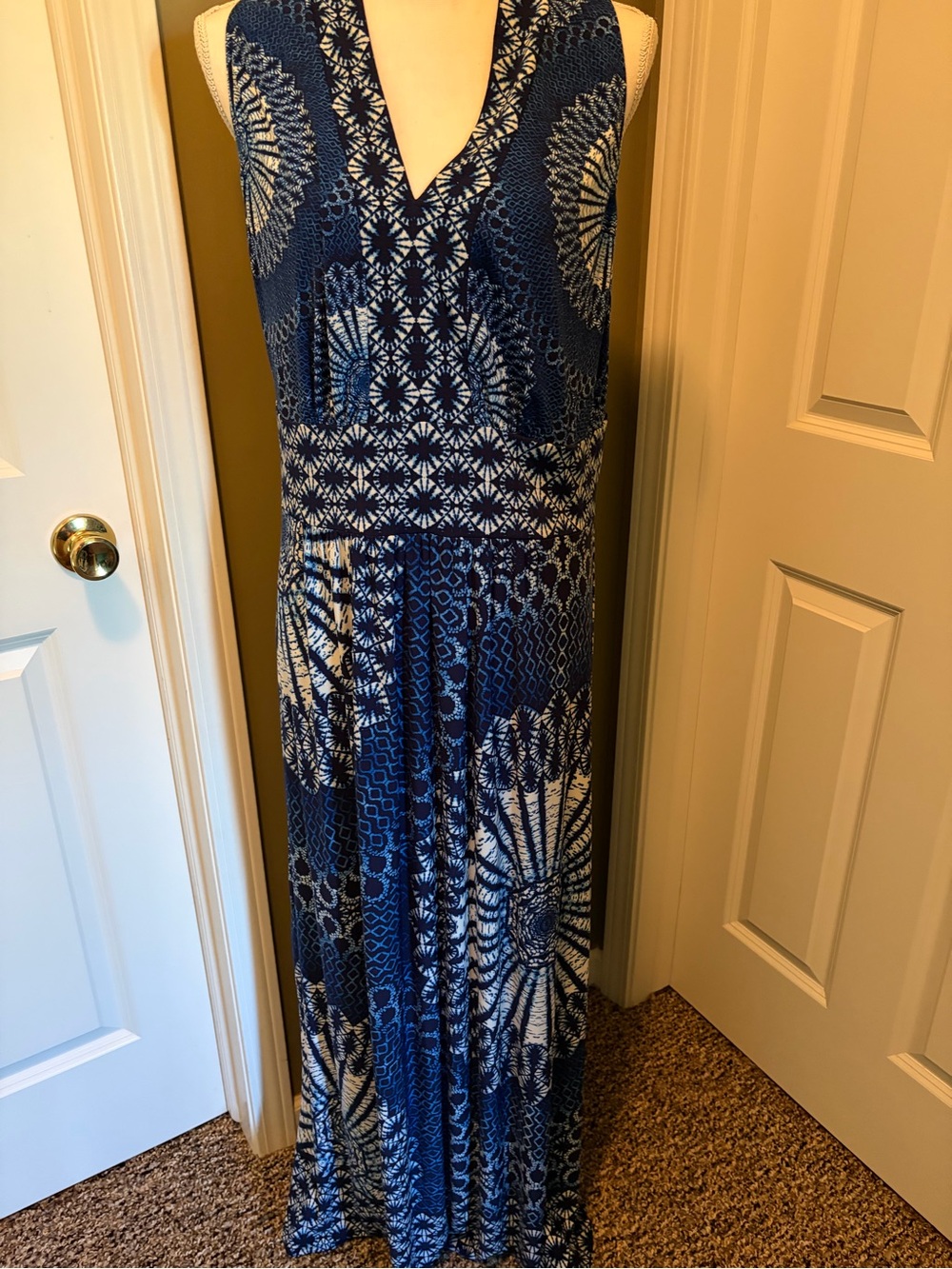 London Times Navy and White Printed V-Neck Maxi Dress